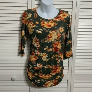 NWOT Smallshow Maternity Shirt Size Small